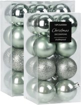 Kleine kerstballen - 40x st - 3 en 5 cm - mintgroen - kunststof - kerstversiering