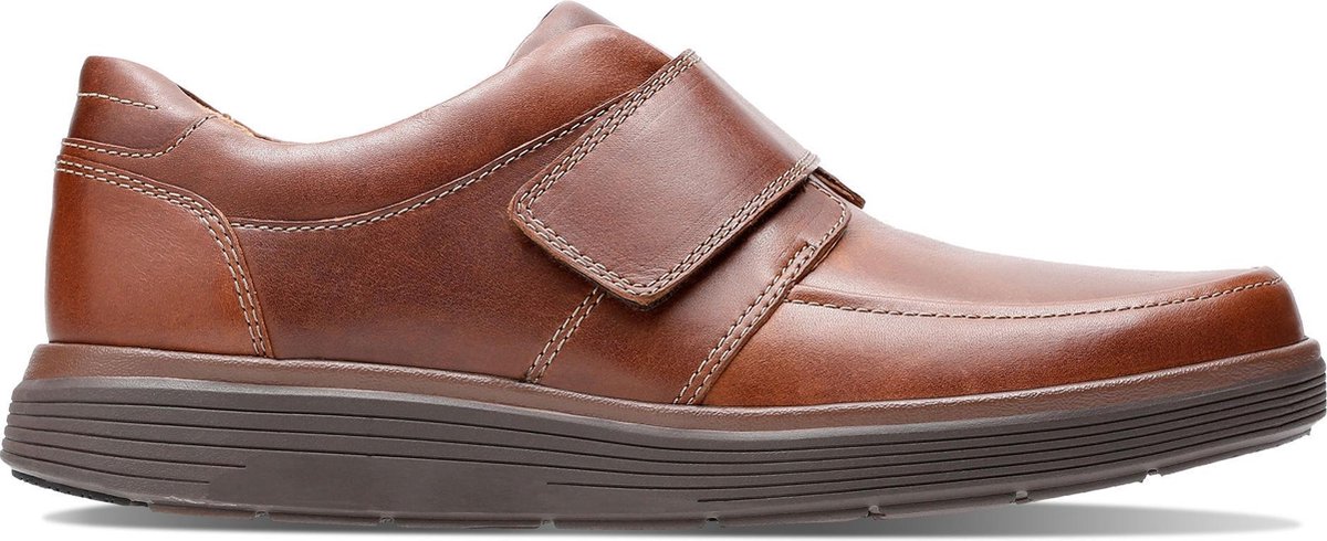 Clarks Heren Un Abode Strap H010102 bruin maat 7,5 - Schoenen.nl