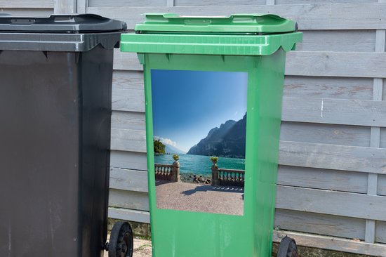 Container sticker Het Gardameer - Promenade in het Gardameer Klikosticker - 40x60 cm - kliko sticker - weerbestendige containersticker