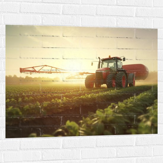 Muursticker - Rood Landbouwvoertuig in Actie bij Groene Gewassen - 100x75 cm Foto op Muursticker