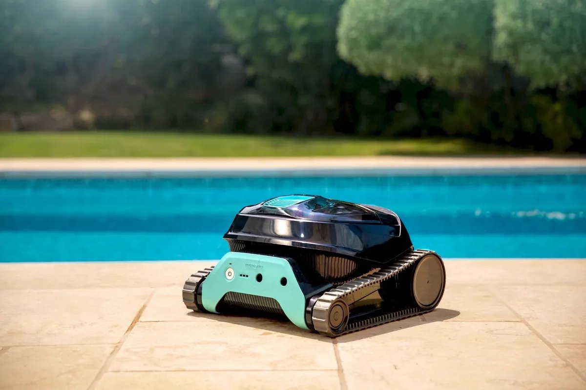 Dolphin Liberty 300 draadloze zwembadrobot