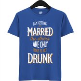 Am Getting Married | Vrijgezellenfeest Cadeau Man - Groom To Be Bachelor Party - Grappig Bruiloft En Bruidegom Bier Shirt - T-Shirt - Unisex - Royal Blue - Maat S