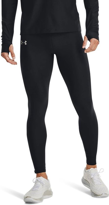 Zwarte Under Armour tight met zilveren Under Armour logo op de linkerheup.