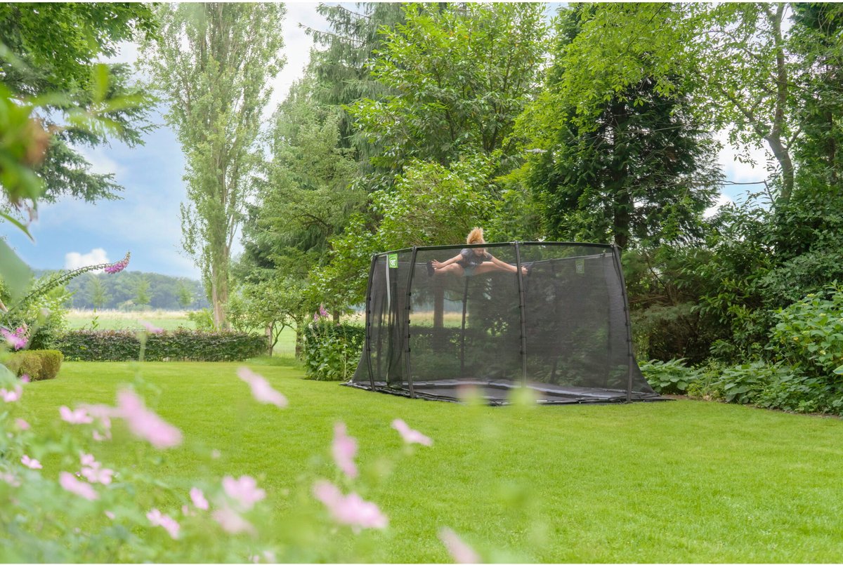 EXIT Dynamic groundlevel trampoline 305x519cm met veiligheidsnet - zwart