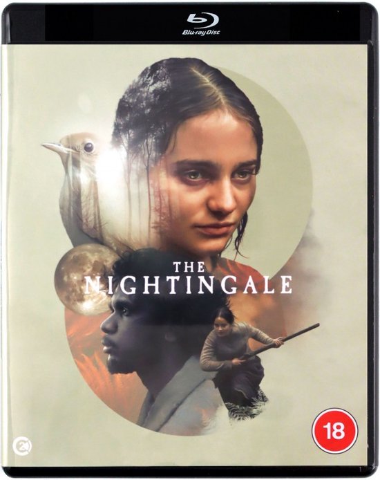 Filmcover van The Nightingale met een vrouwelijke en mannelijke figuur, een vogel en een maan.