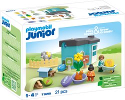 foto van PLAYMOBIL Junior Dierenpension met voerautomaat - 71690