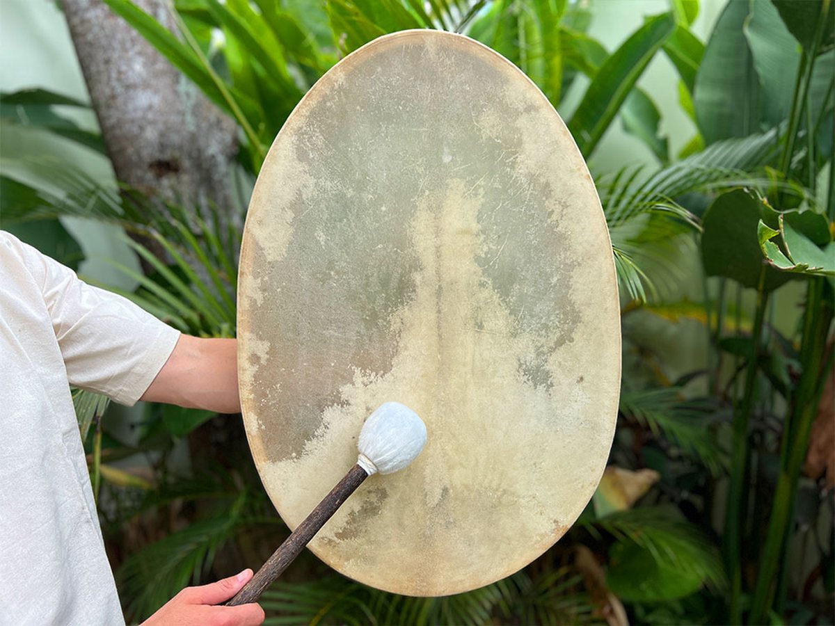LIDAH® Sjamanendrum - 70cm Ovaal Traditional Rawhide - Sjamaanse Shaman Drum - Sjamanen Percussie voor Volwassenen - Spirituele Sjamaan Trommel