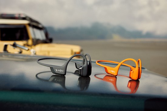 Shokz OpenRun Pro 2 Mini Casque de sport à conduction osseuse Open-ear - Résistant à l’eau et à la transpiration IP55 - Autonomie 12 heures - Orange