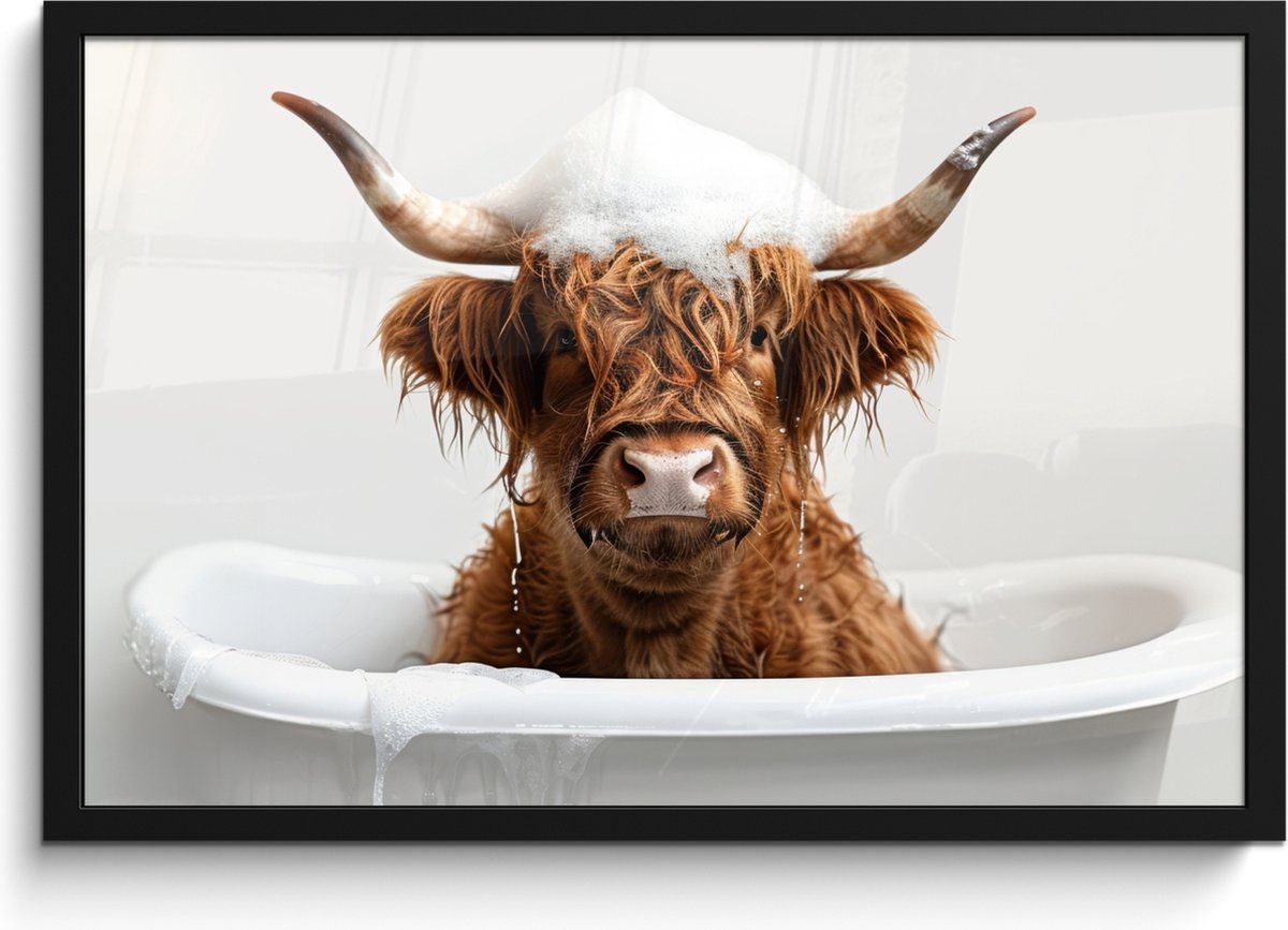 FrameYourWall Poster in lijst - Fotolijst 60x40 cm - Posters - Schotse Hooglander - Bad - Koe - Dieren - Schuim - Posterlijst zwart - Wanddecoratie badkamer - Muurdecoratie WC - Decoratieve accessoires - Toilet muur decoratie