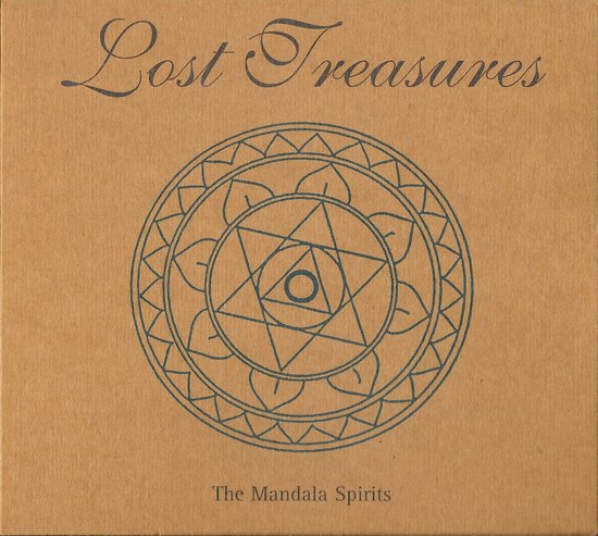 Bruine hoes met de tekst 'Lost Treasures' en een mandala-achtig symbool met een ster en een oog in het midden. Onderaan staat 'The Mandala Spirits'.