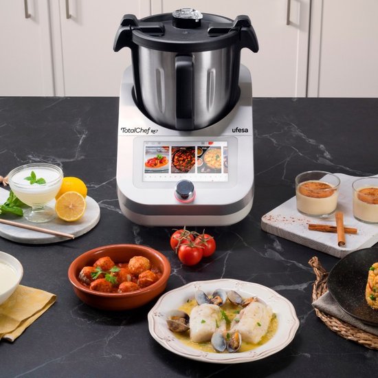 Ufesa 85104982 TotalChef RK7 Smart Keukenrobot, 30 Kookfuncties, WiFi, Touchscreen Display 7'', Mengkom van 4.5L inhoud, Incl. receptenboek — afbeelding 5