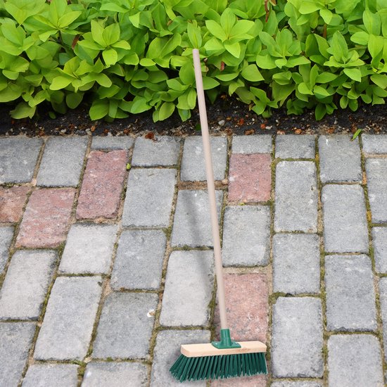 Budget Buitenbezem - groen - hout - hard - 34 x 120 cm - straatbezem - tegelbezem - schoonmaak van BUD — afbeelding 3