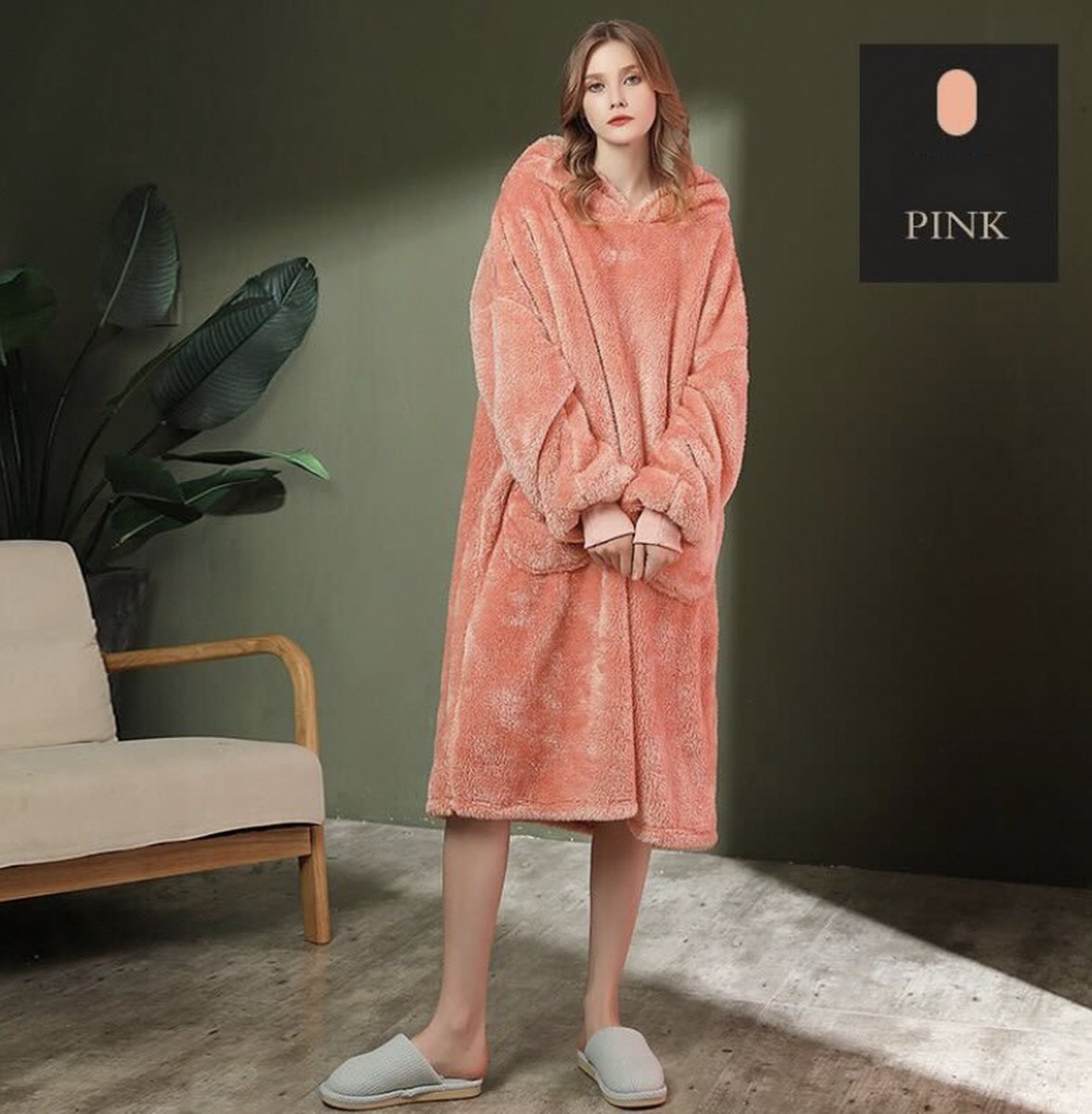 ZYLARO Hoodie Deken - Premium Flanel Oversized Hoodie - 70x110 cm - Hoodie & deken in één - Plaid Met Mouwen - Deken met mouwen - Roze
