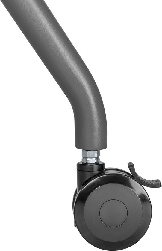 Gros plan d'une roue verrouillable avec un frein sur le support TV gris.
