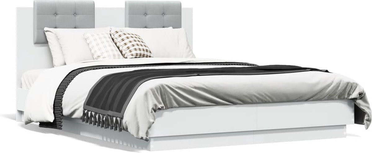 vidaXL - Bedframe - met - hoofdeinde - bewerkt - hout - wit - 120x190 - cm
