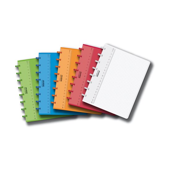 Vijf geneste ringbandhoezen in groen, blauw, oranje, rood en wit. Elk met een liniaal aan de zijkant.