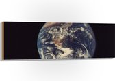 Hout - Vooraanzicht van de Aarde - 120x40 cm - 9 mm dik - Foto op Hout (Met Ophangsysteem)