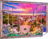 Gards Tuinposter Doorkijk Park Güell Uitzicht op Barcelona - 180x120 cm - Tuindoek - Tuindecoratie - Wanddecoratie buiten - Tuinschilderij