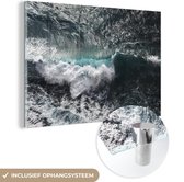 MuchoWow® Glasschilderij 30x20 cm - Schilderij acrylglas - Golven in de zee - Foto op glas - Schilderijen