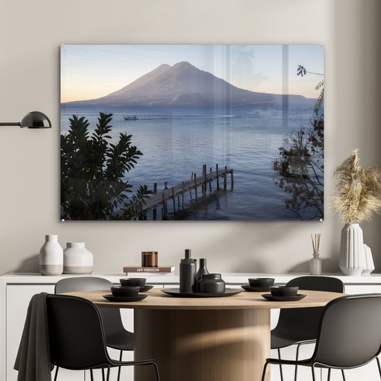 Lac Atitlán lors d'un lever de soleil au Guatemala Plexiglas 90x60 cm - Tirage photo sur Glas (décoration murale en plexiglas)