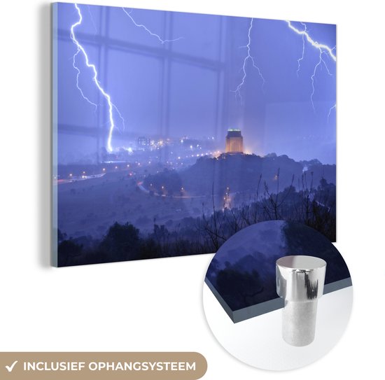 MuchoWow® Glasschilderij 180x120 cm - Schilderij acrylglas - Onweer boven de stad Pretoria in Zuid-Afrika - Foto op glas - Schilderijen
