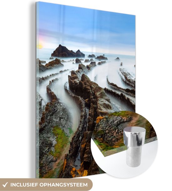 MuchoWow® Glasschilderij 30x40 cm - Schilderij acrylglas - Mist - Rotsen - Water - Natuur - Foto op glas - Schilderijen