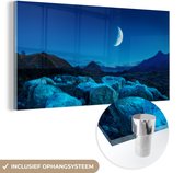 MuchoWow® Glasschilderij 120x60 cm - Schilderij acrylglas - Maan - Berg - Blauw - Foto op glas - Schilderijen