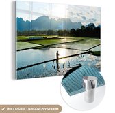 MuchoWow® Glasschilderij 60x40 cm - Schilderij acrylglas - Het geweldige landschap van een rijstveld - Foto op glas - Schilderijen