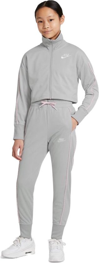Nike Sportswear Trainingspak Dames - Lt Smoke Grey / Pink Foam / White - 8-9 jaren