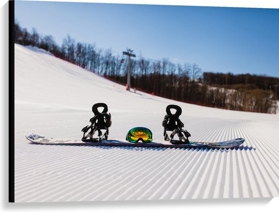 Canvas - Snowboard met Bril op Perfect Wintersport Landschap - 100x75 cm Foto op Canvas Schilderij (Wanddecoratie op Canvas)