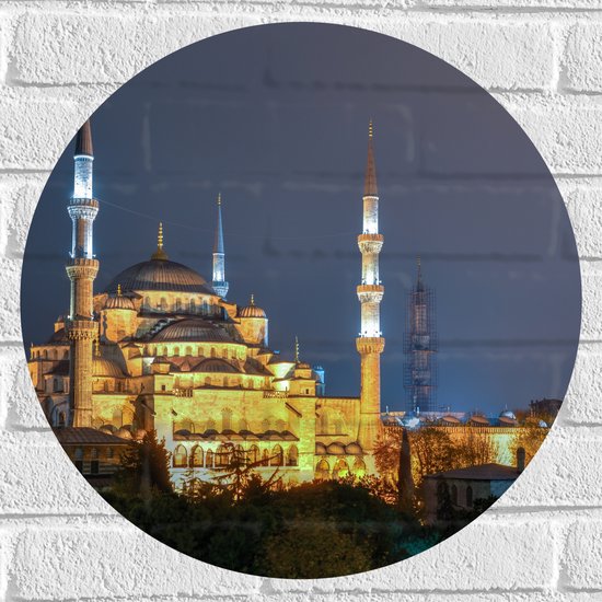 WallClassics - Muursticker Cirkel - Sultan AhmetMoskee in de Nacht in Istanbul, Turkije - 50x50 cm Foto op Muursticker