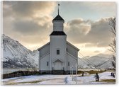 Acrylglas - Gimsoy Kerk in Noorwegen tijdens Zachte Winterdag - 40x30 cm Foto op Acrylglas (Met Ophangsysteem)