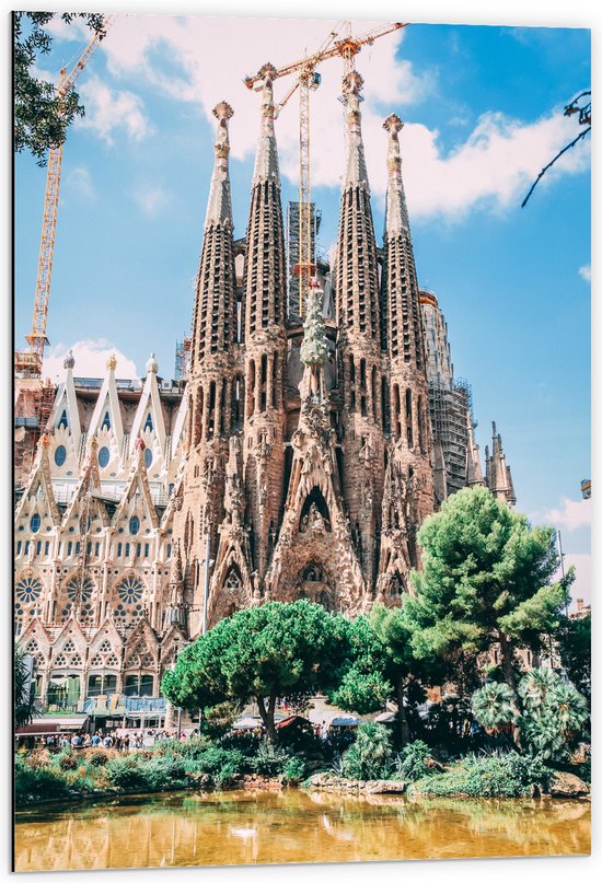 Dibond - Sagrada Familia in Barcelona, Spanje - 60x90 cm Foto op Aluminium (Met Ophangsysteem)