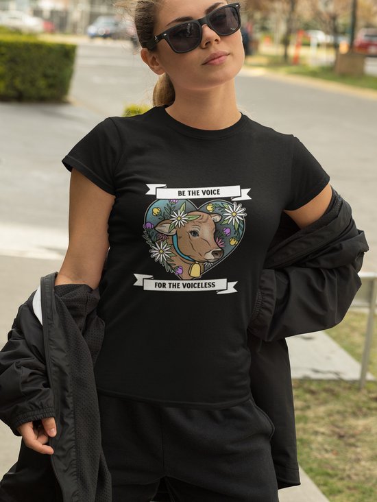 Shirt - Be the voice for the voiceless - Wurban Wear | Grappig shirt | Vegan | Unisex tshirt | Dieren | Dierenvriend | Vegan kookboek | Wit & Zwart