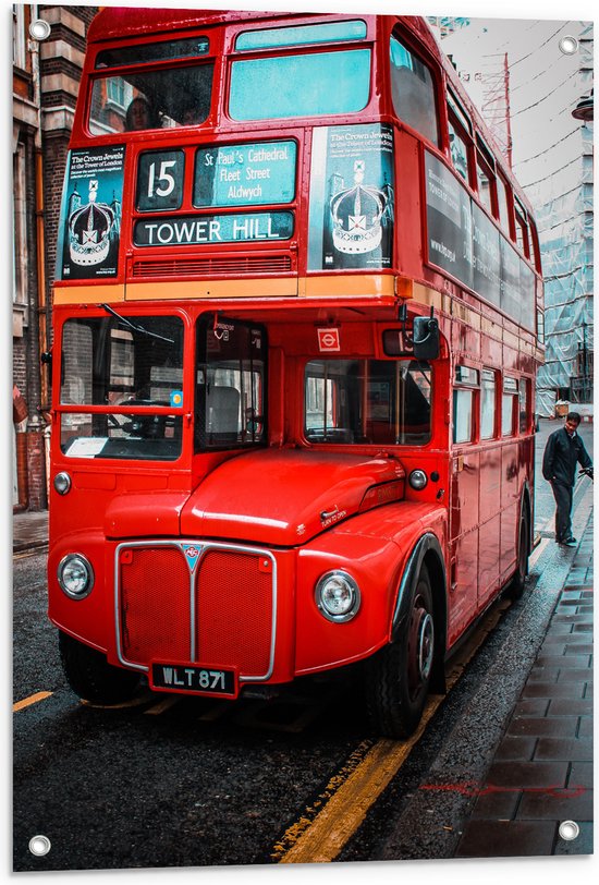 Tuinposter – Traditionele Rode Bus in Londen, Verenigd Koninkrijk - 60x80 cm Foto op Tuinposter (wanddecoratie voor buiten en binnen)