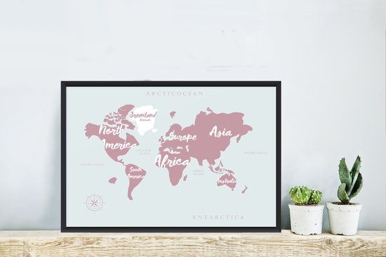 Photo encadrée - Wereldkaart avec cadre photo blanc lettres noir 60x40 cm - Affiche encadrée (Décoration murale salon / chambre)