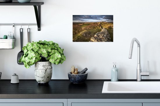 Dark sky over Hadrian's Wall in England Poster 30x20 cm - small - Tirage photo sur Poster (décoration murale salon / chambre)