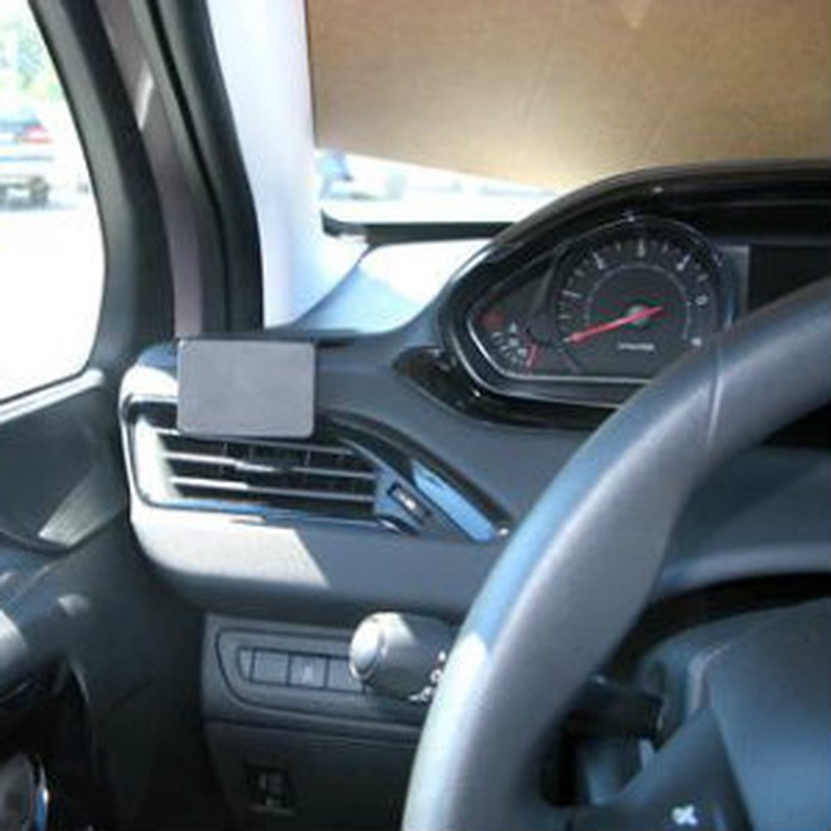 Brodit ProClip houder geschikt voor Peugeot 2008 2014-2019 / 208 2012-2019 Left mount