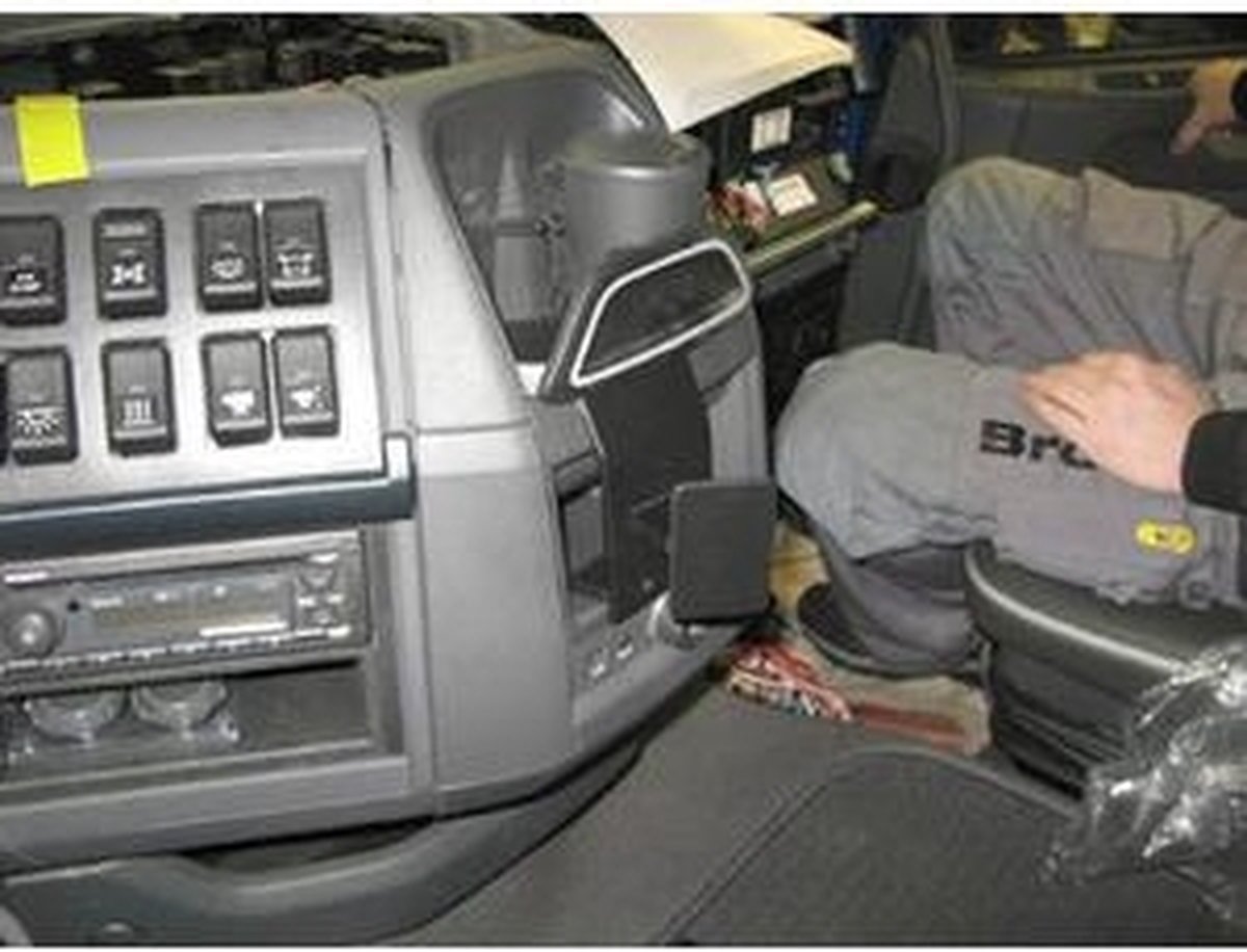Brodit ProClip houder geschikt voor Volvo FH Serie /NH Serie 2009-2012 - FM Serie 2009-2013