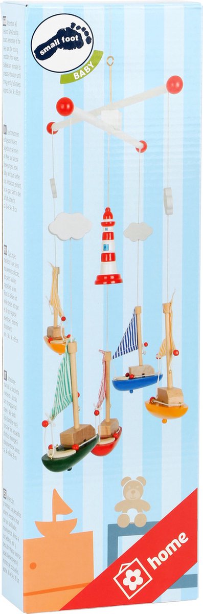 houten-mobiel-houten-bootjes-en-kleine-vuurtoren-bol