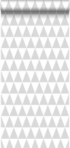 ESTAhome behang grafisch geometrische driehoeken licht warm grijs en mat wit - 128842 - 53 cm x 10,05 m