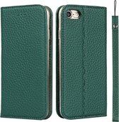 Litchi-textuur Horizontale flip-toplaag van rundleer met houder en kaartsleuven en portemonnee en riem en draadwikkelaar voor iPhone 7/8 / SE 2020 (groen)