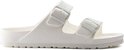 Witte Birkenstock Arizona EVA slipper met gespen.