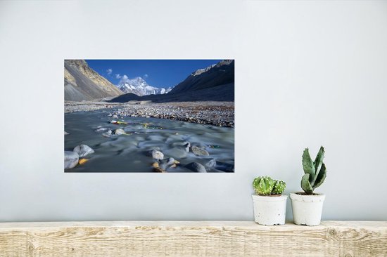 Water entre les montagnes du mont Everest au Tibet Poster 30x20 cm - petit - Tirage photo sur Poster (décoration murale salon / chambre)