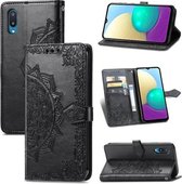 Voor Samsung Galaxy A02 Mandala bloem reliëf horizontale flip lederen tas met beugel / kaartsleuf / portemonnee / lanyard (zwart)