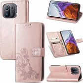 Voor xiaomi mi 11 pro vierbladige gesp reliëf gesp mobiele telefoon bescherming lederen tas met lanyard & kaartsleuf & portemonnee & beugel functie (rose goud)