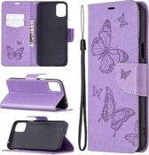 Voor LG K42 Two Butterflies Embossing Pattern Horizontale Flip Leather Case met houder & kaartsleuf & portemonnee & lanyard (paars)
