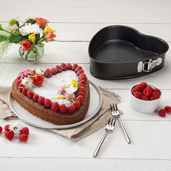 Zenker 7410 Taartvorm, hartvormige taartvorm, hartvormige vorm, bakvorm, scharniervorm, hartvormige bakvorm, hartvormige taartvorm, Staal, 27 x 25 cm