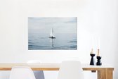 Canvas Schilderij Een zeilboot in de open wateren - 60x40 cm - Wanddecoratie