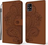 Voor Samsung Galaxy A51 5G Pauw Reliëf Patroon Horizontale Flip Lederen Case met Houder & Kaartsleuven & Portemonnee & Lanyard (Bruin)